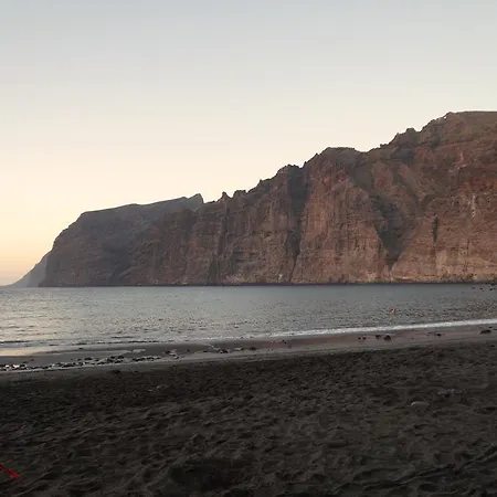 Wolfhouse * Santiago del Teide